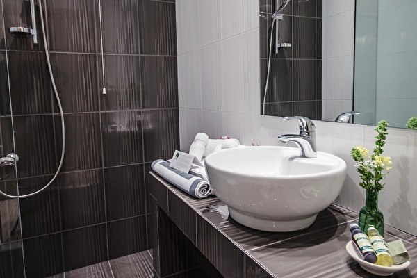 POOL LEVEL DOUBLE ROOM