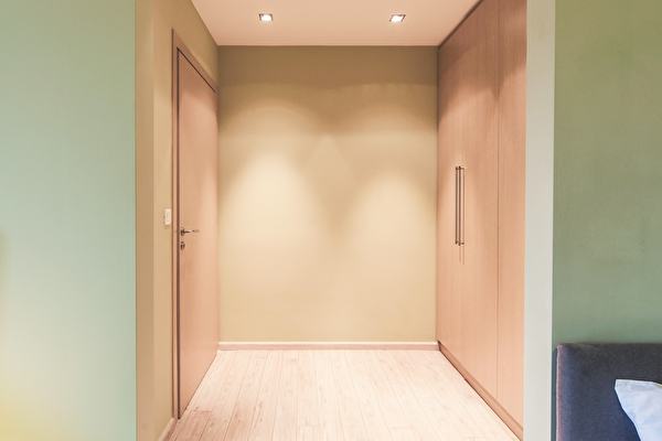 TRIPLE HANDICAP-FRIENDLY ROOM